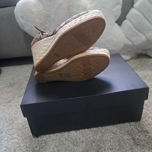 BRAND NEW Coach Women's Brown Espadrille Wedge Sandals - Picture 10 of 11